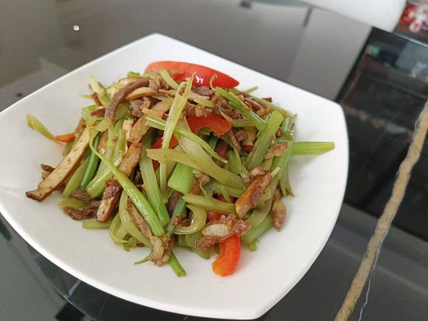 杨阿姨工作生活照9