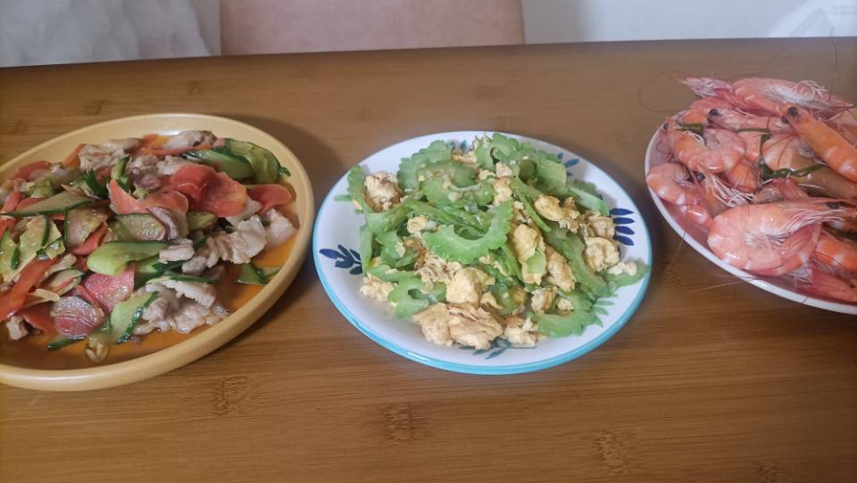 张阿姨工作生活照2