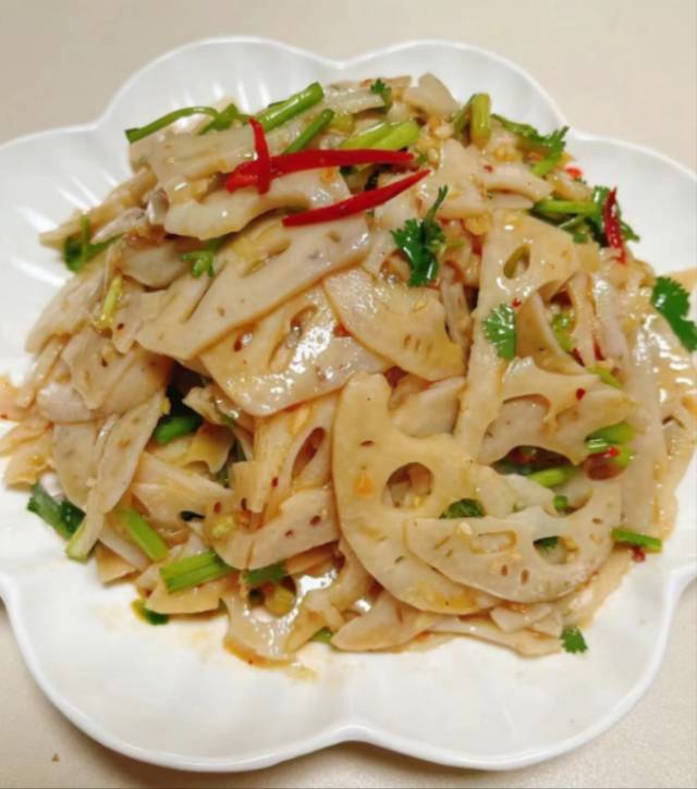 陆阿姨工作生活照7