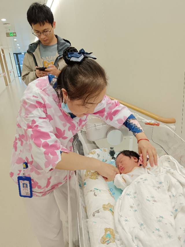 秦阿姨缩略图5