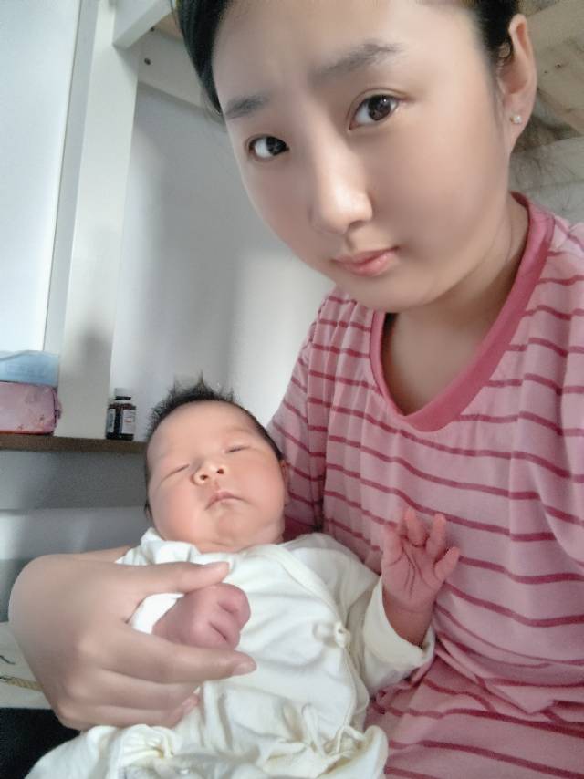 陈阿姨工作生活照9
