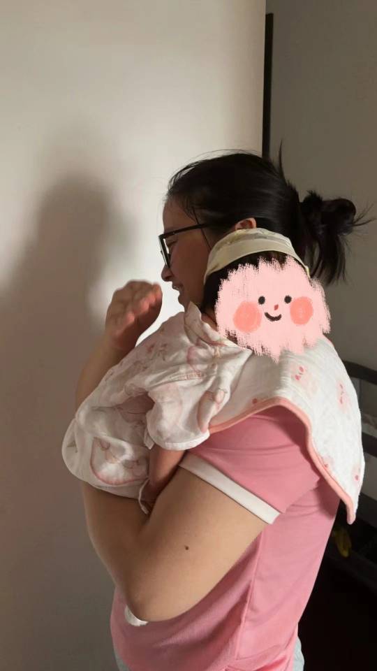向阿姨工作生活照3