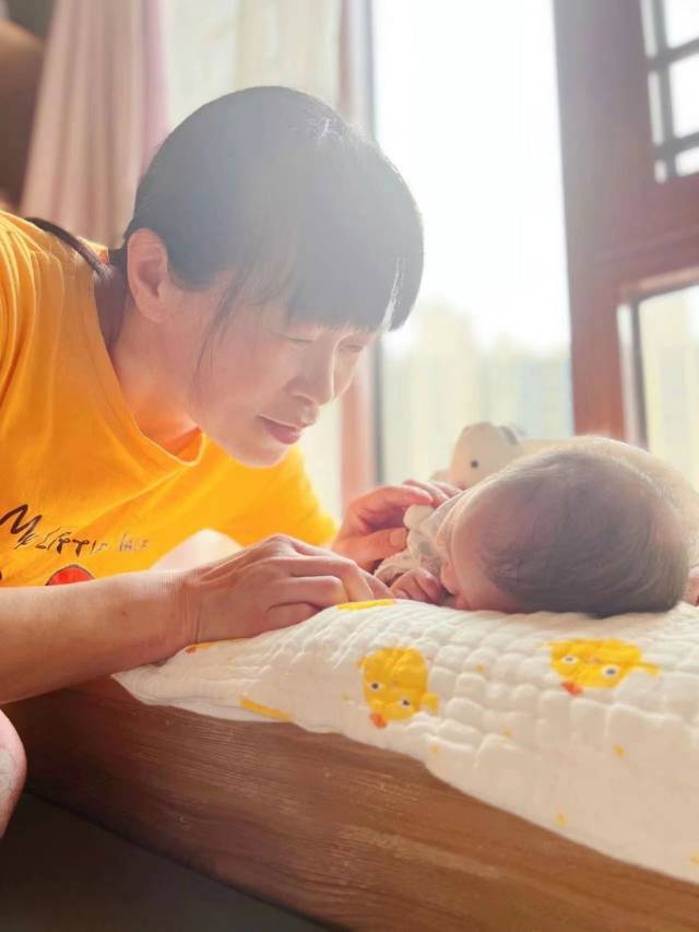 刘阿姨缩略图2