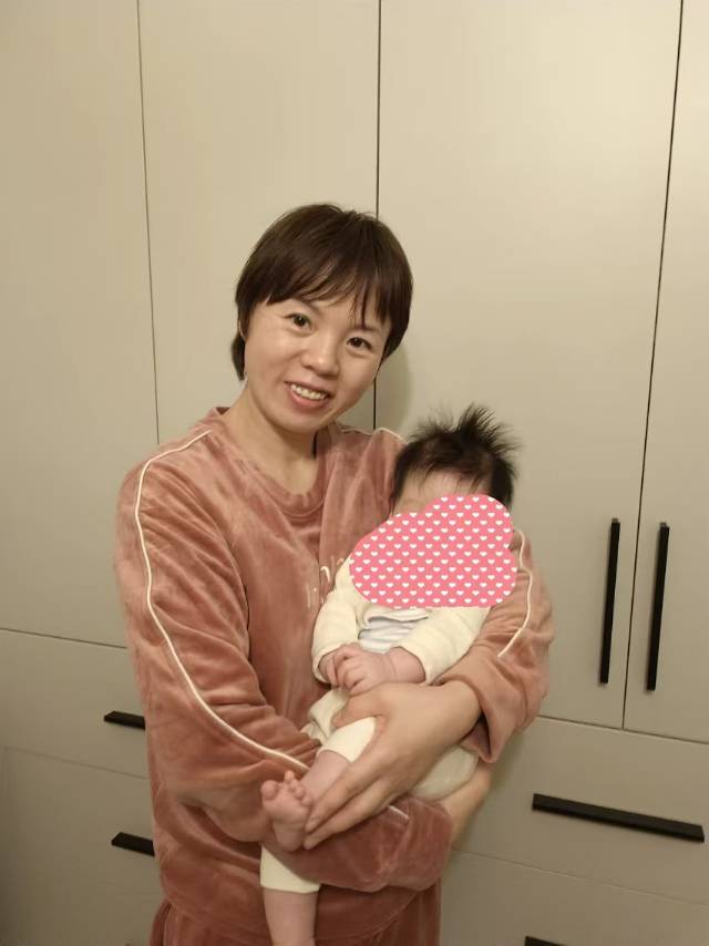 杜阿姨工作生活照2