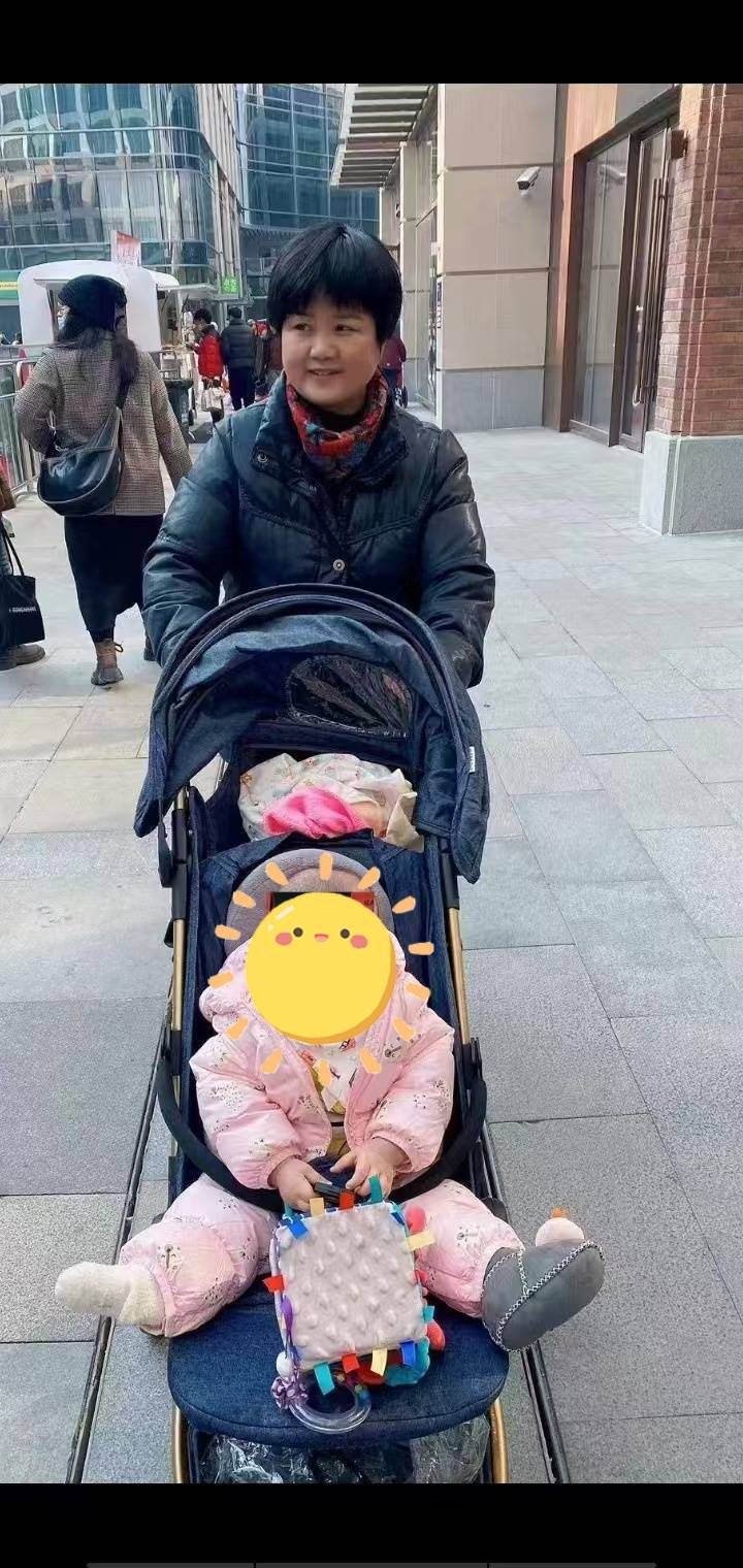 吕阿姨缩略图2