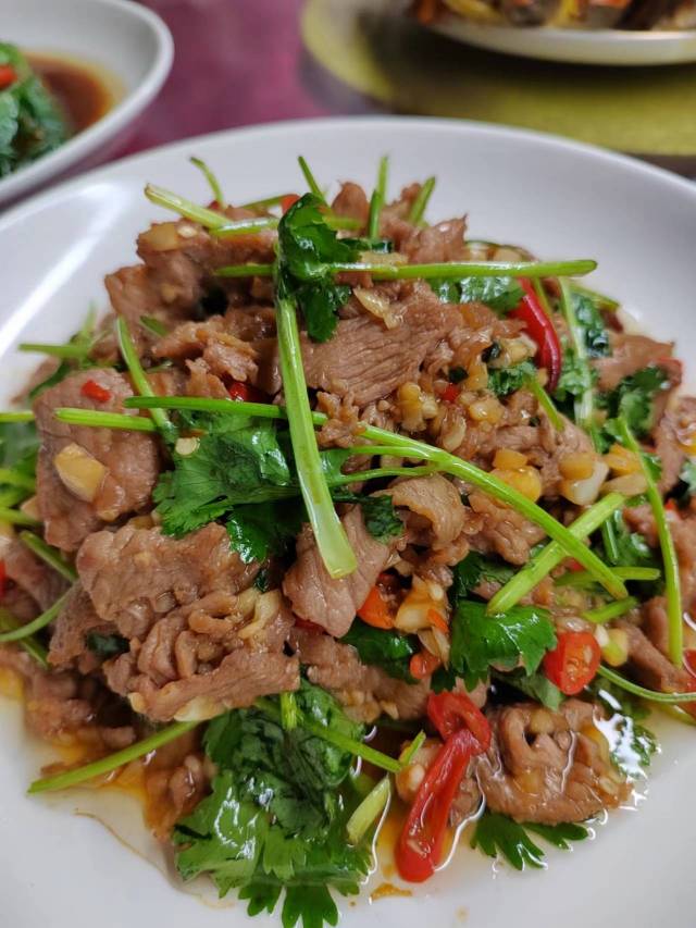 游阿姨工作生活照10