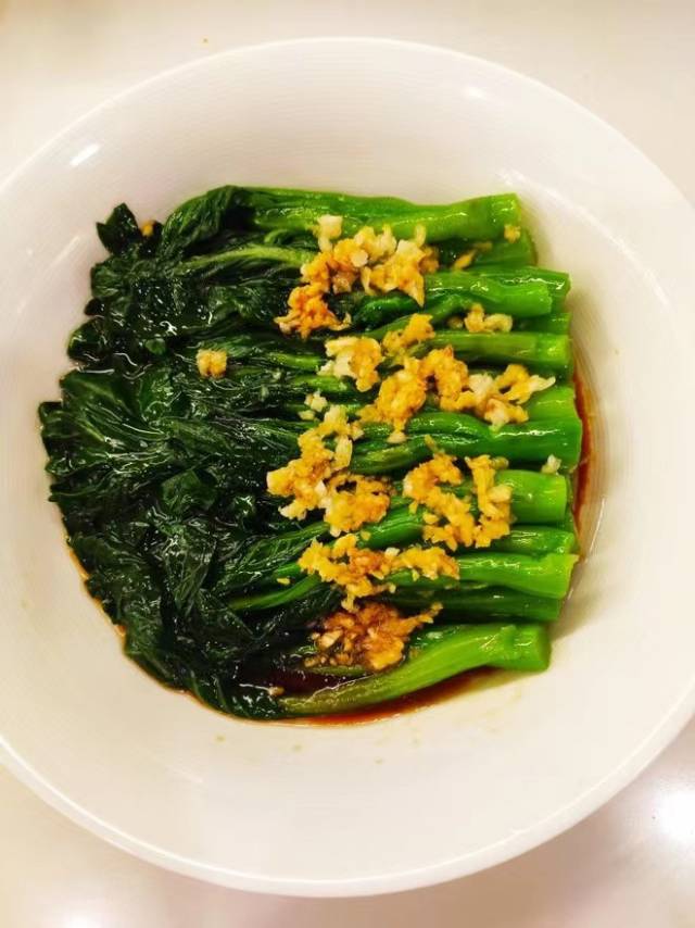 游阿姨工作生活照9
