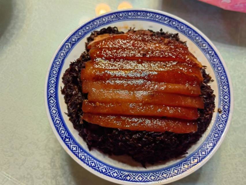 张阿姨工作生活照3