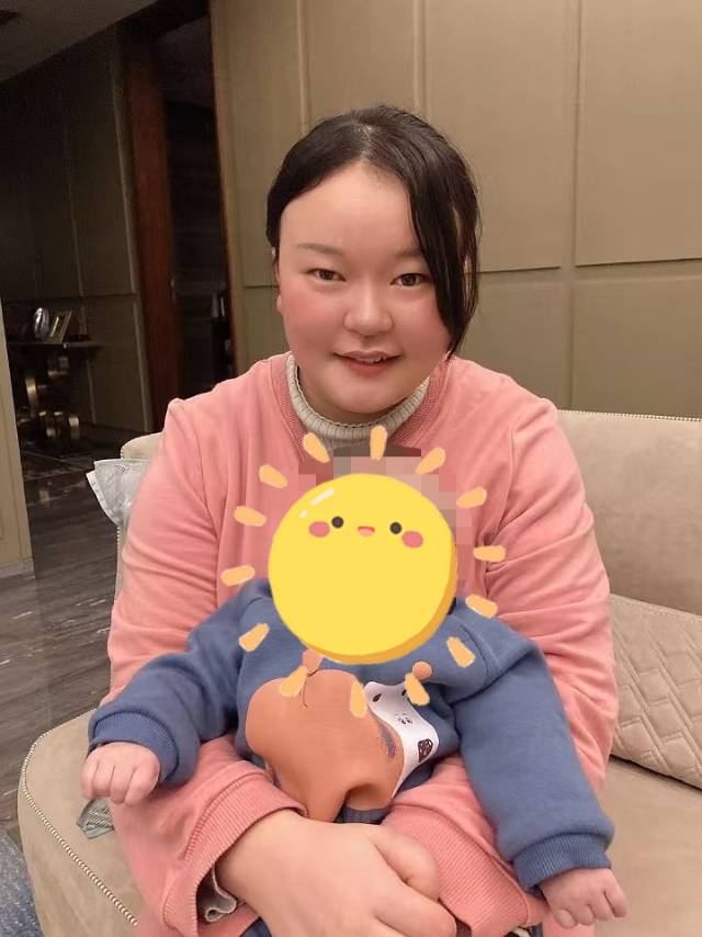 彭阿姨工作生活照10