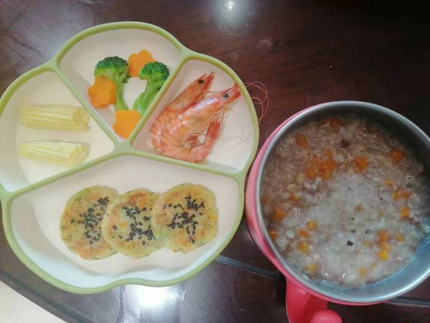 马阿姨工作生活照5
