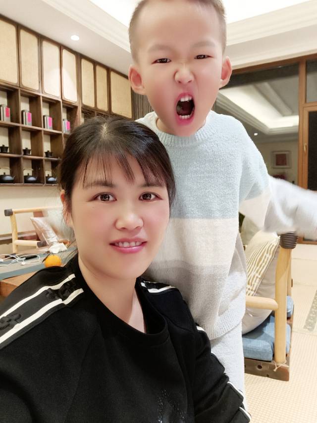 胡阿姨缩略图2