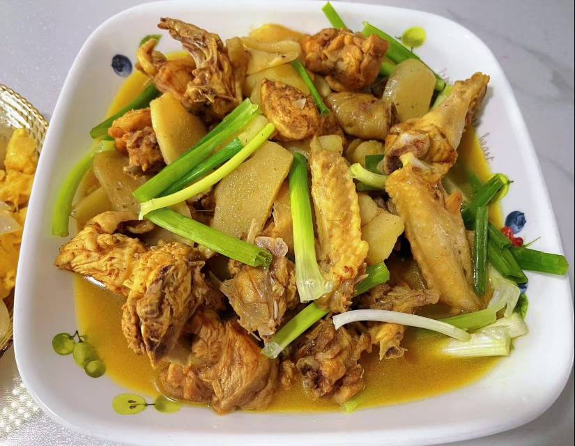 刘阿姨工作生活照1