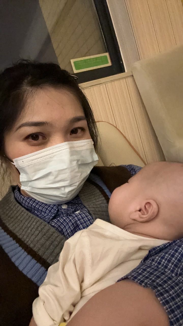 吕阿姨工作生活照2