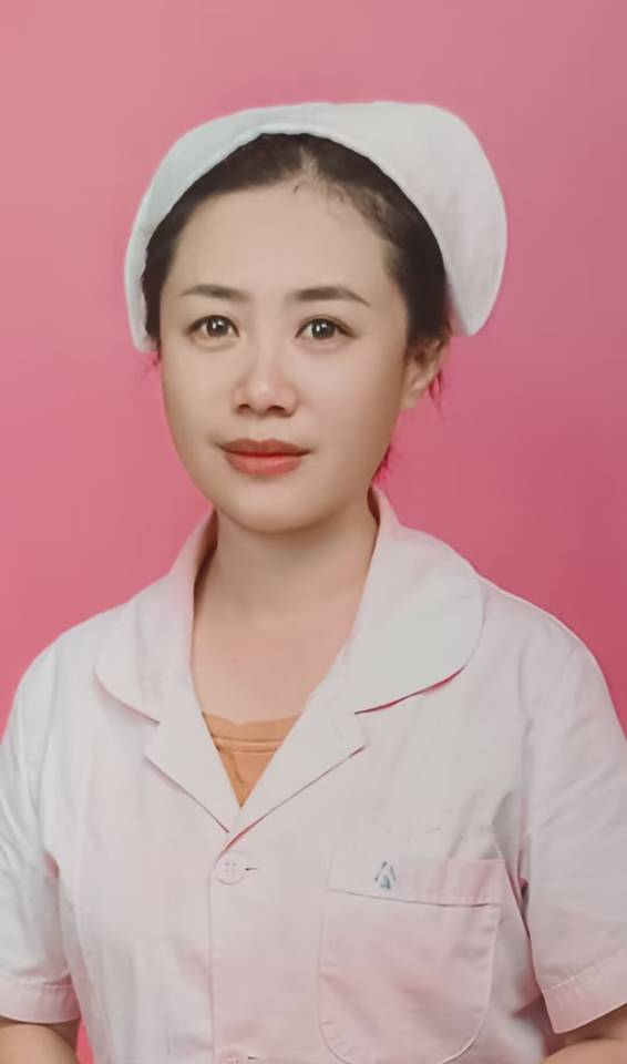梁阿姨工作生活照5