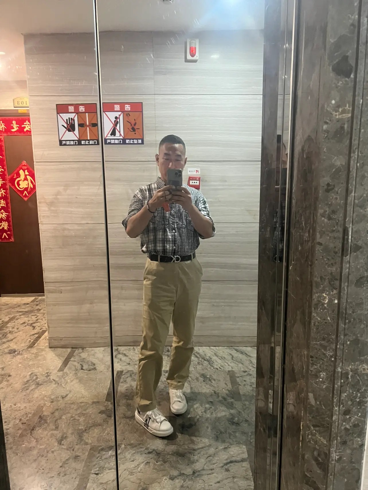 周师傅工作生活照3