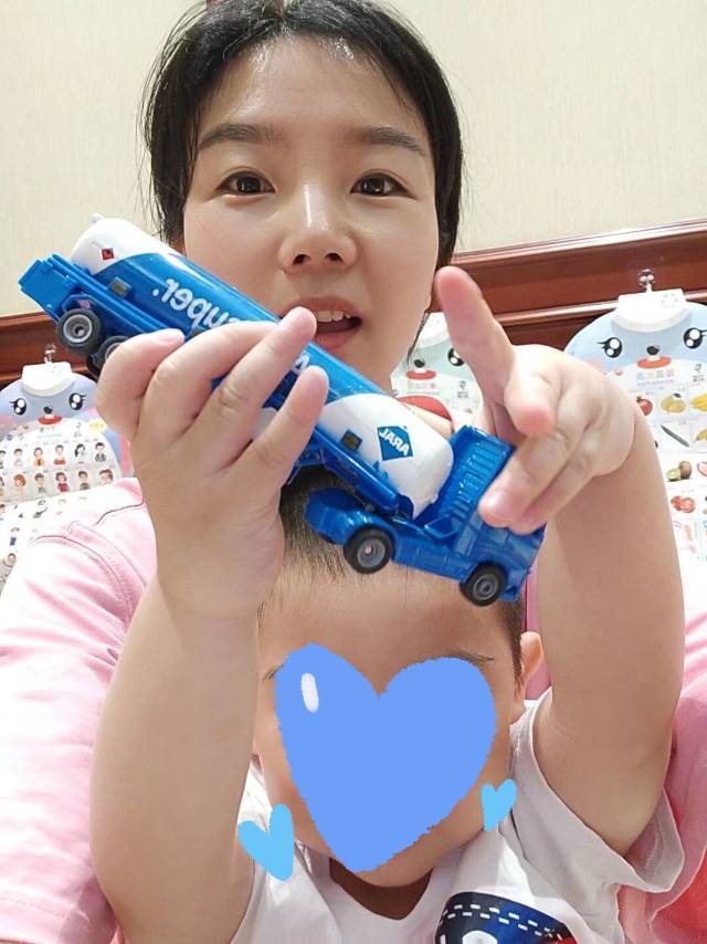 王阿姨工作生活照1