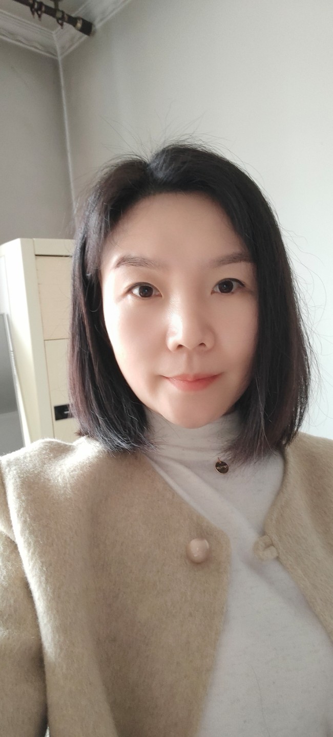 上海、上海市钟点工、成长陪伴师、管家助理、家务师、育婴师王阿姨公开照片