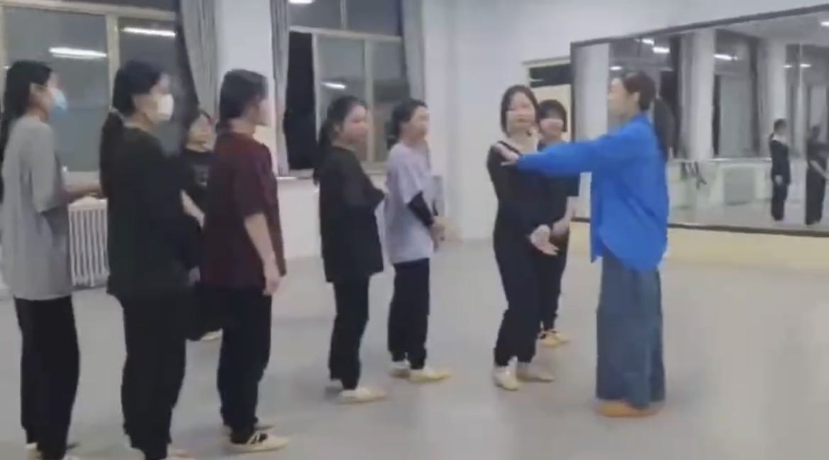 王阿姨工作生活照1