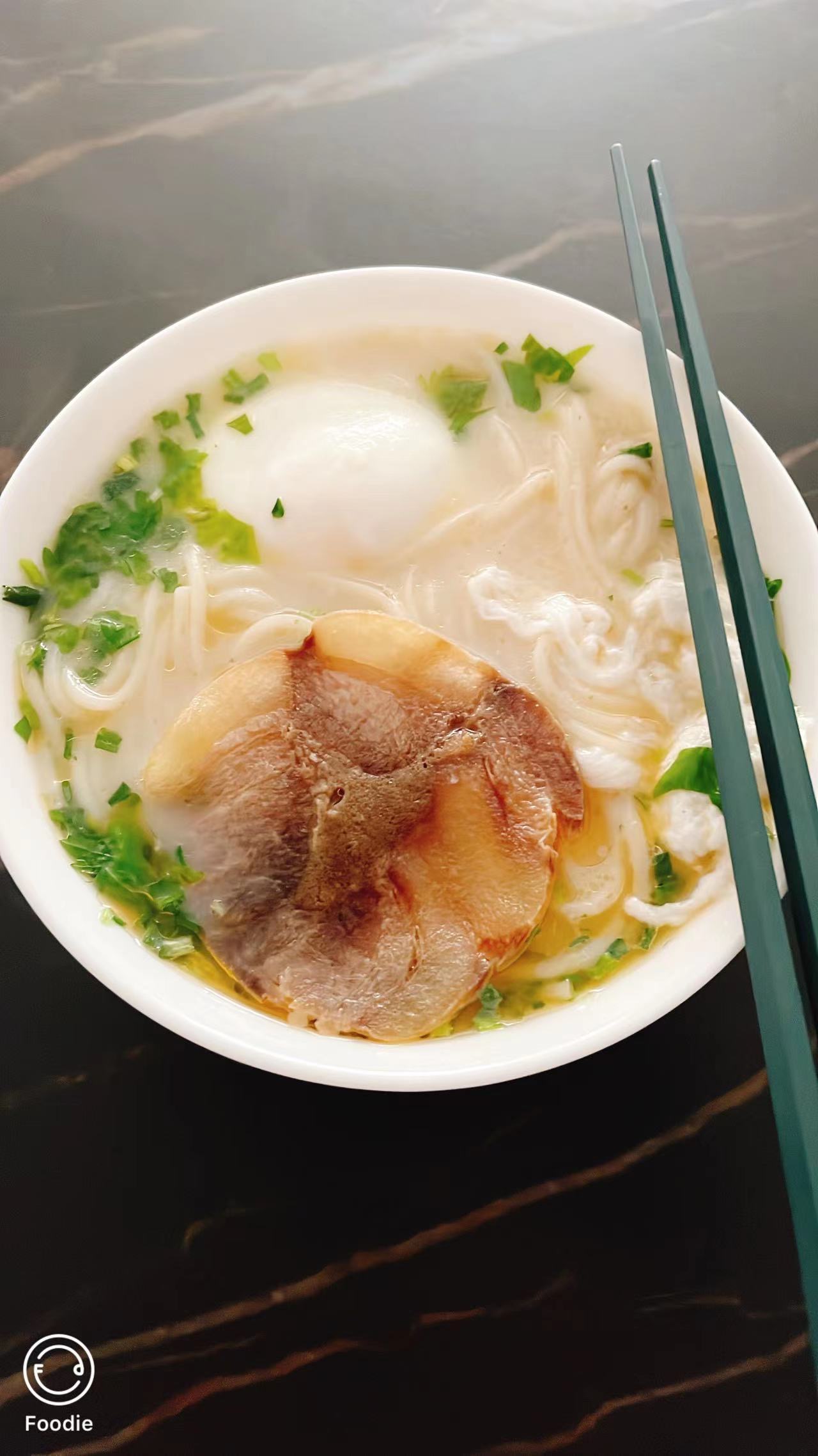 皮阿姨工作生活照2