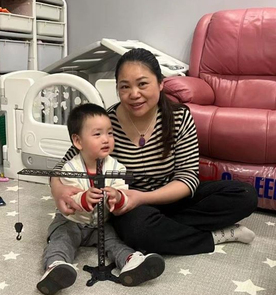 家政月嫂李阿姨公开照片