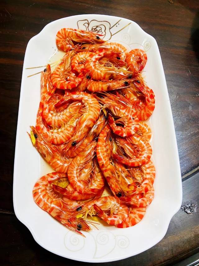 李阿姨工作生活照2
