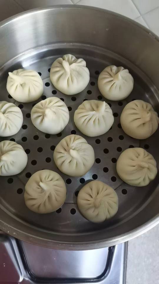 贠阿姨工作生活照8