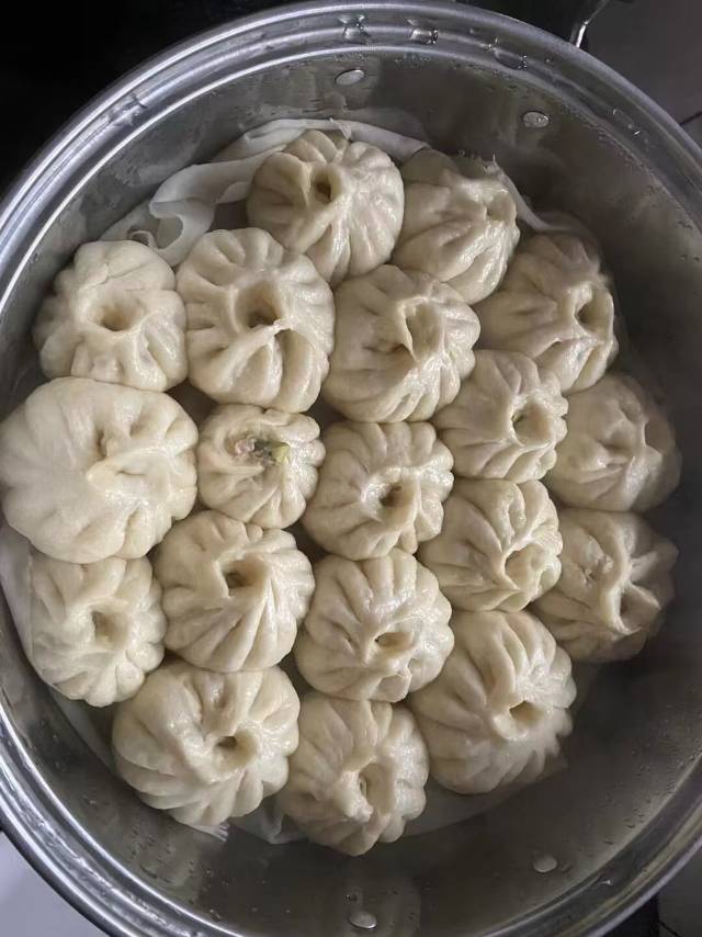 严阿姨工作生活照10