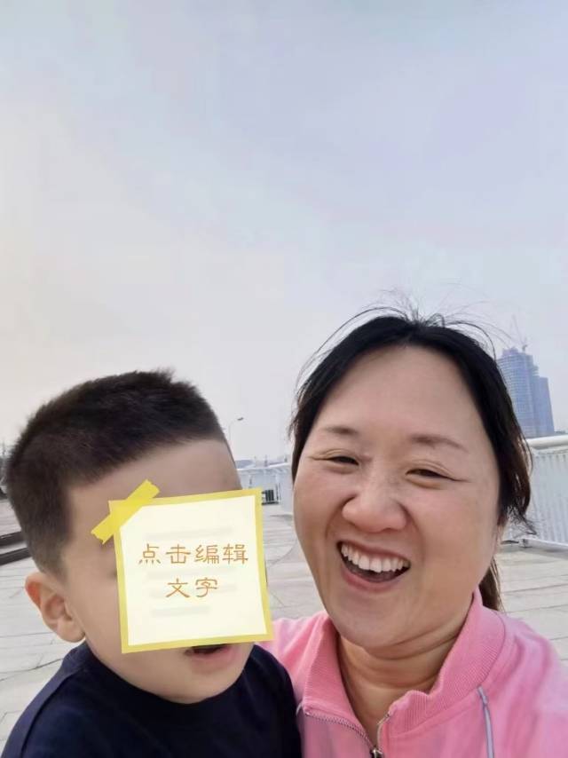 黄阿姨工作生活照6