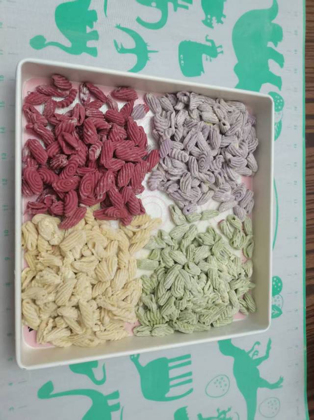黄阿姨工作生活照11