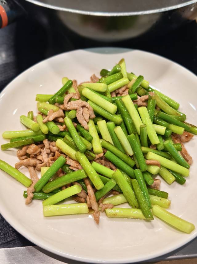 李阿姨工作生活照2