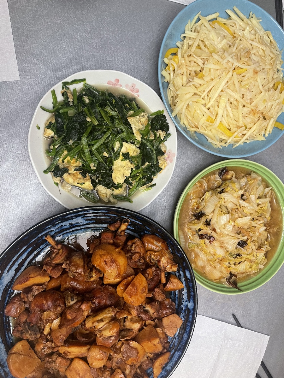 尹阿姨工作生活照6