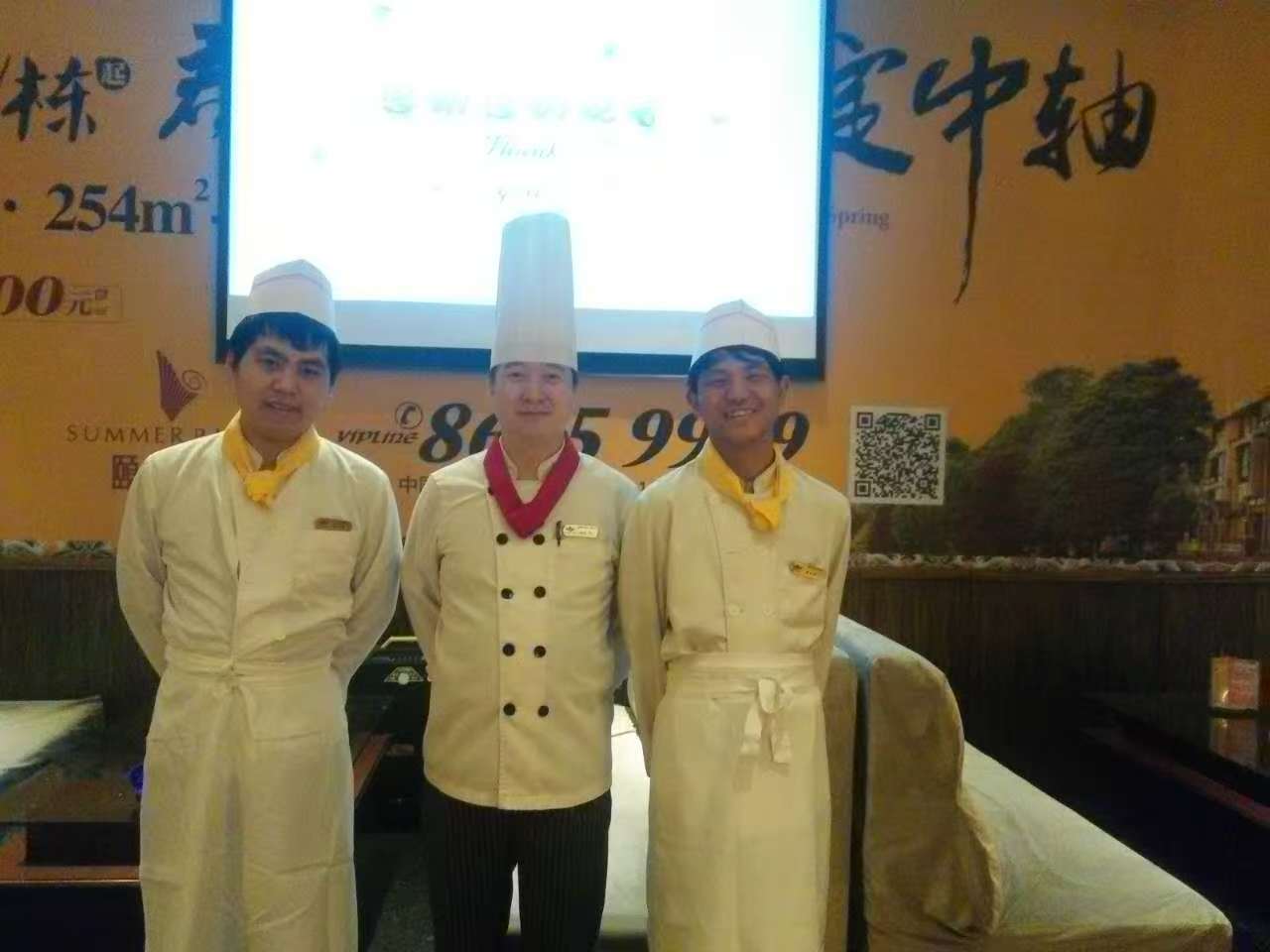 刘师傅工作生活照1