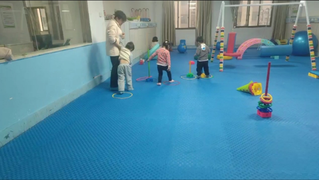 雷阿姨工作生活照8