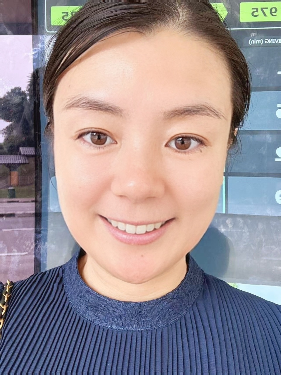 邓阿姨缩略图2