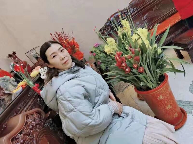李阿姨工作生活照1