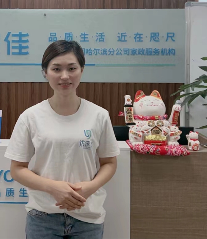 黄阿姨工作生活照4