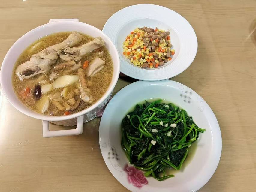 曾阿姨缩略图2