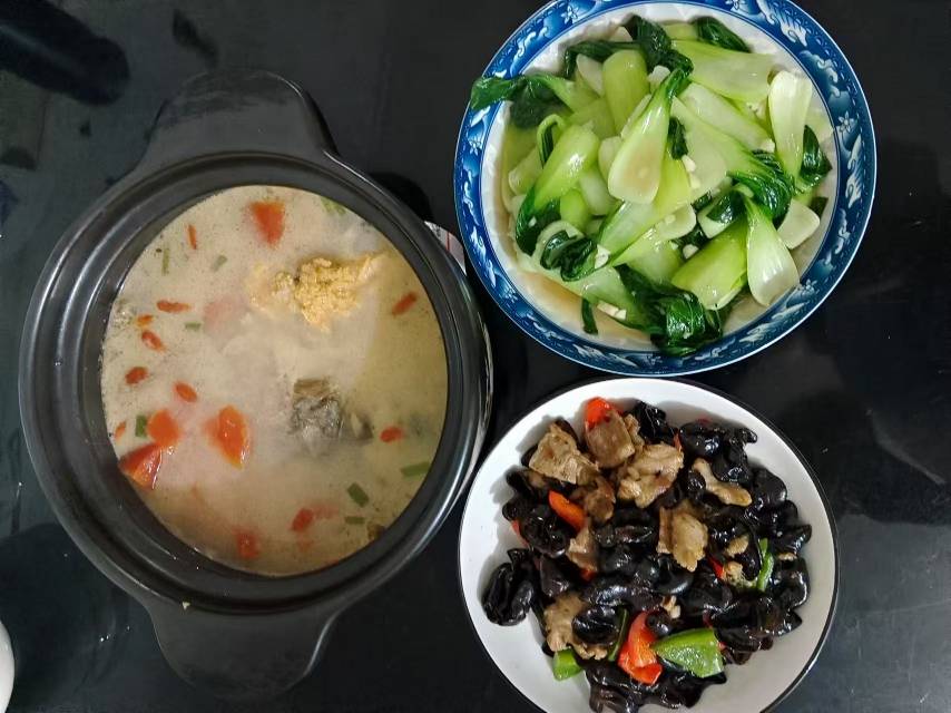 曾阿姨工作生活照9