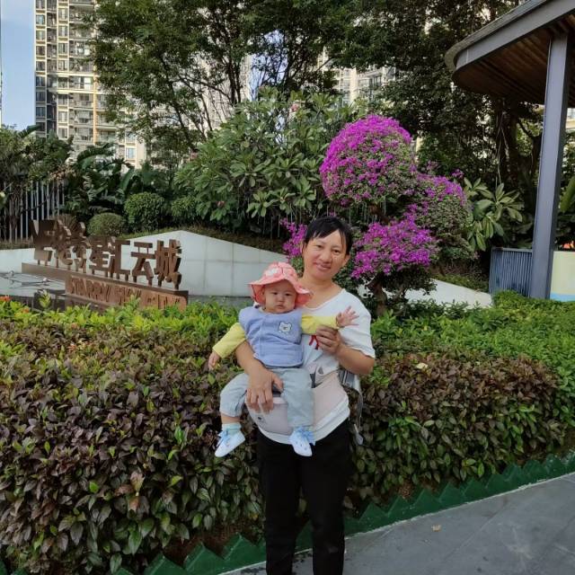 谢阿姨工作生活照8
