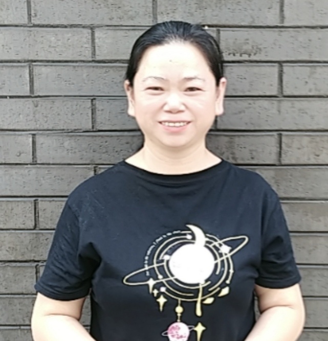 家政月嫂秦阿姨公开照片