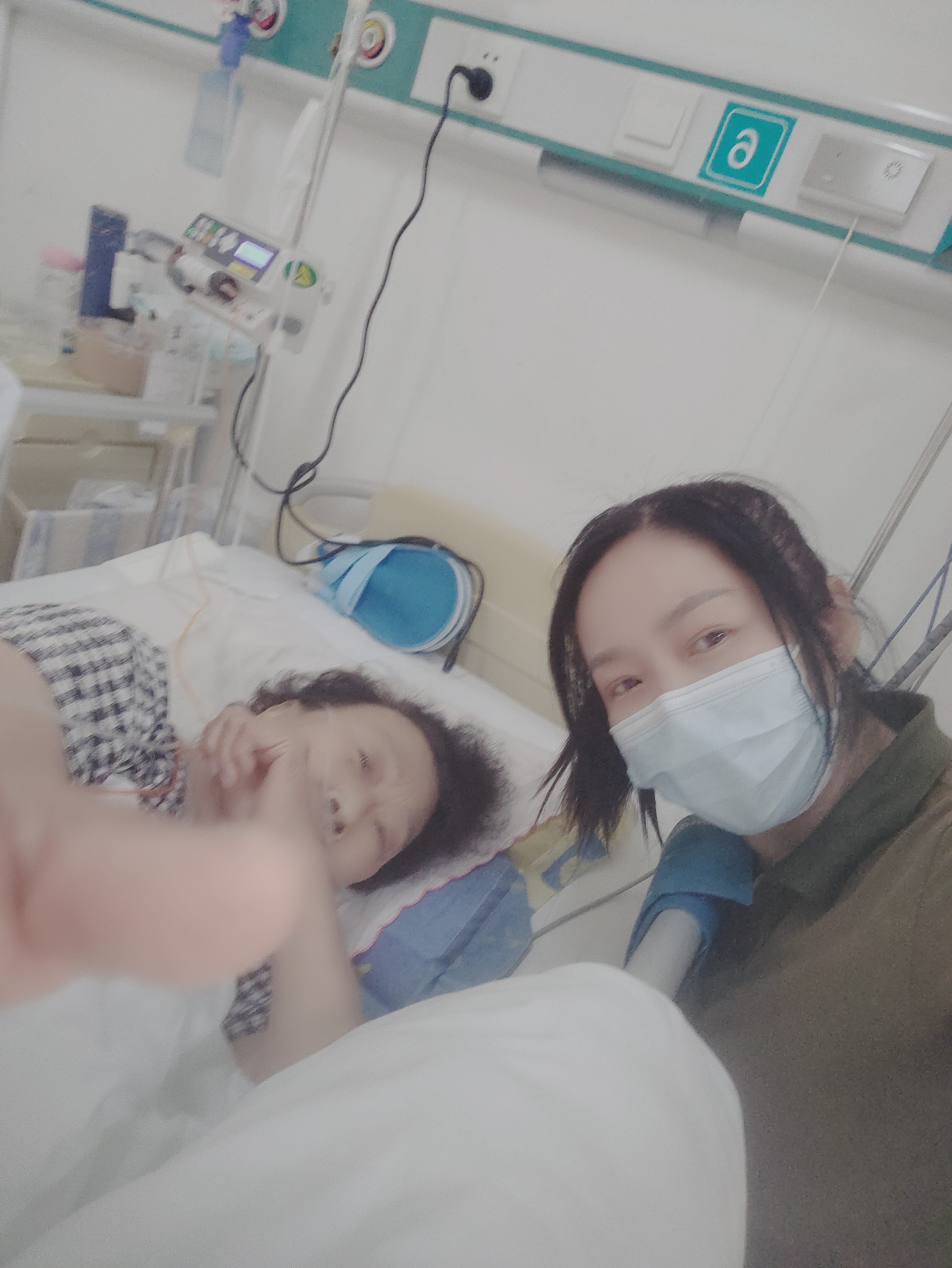 范阿姨工作生活照2