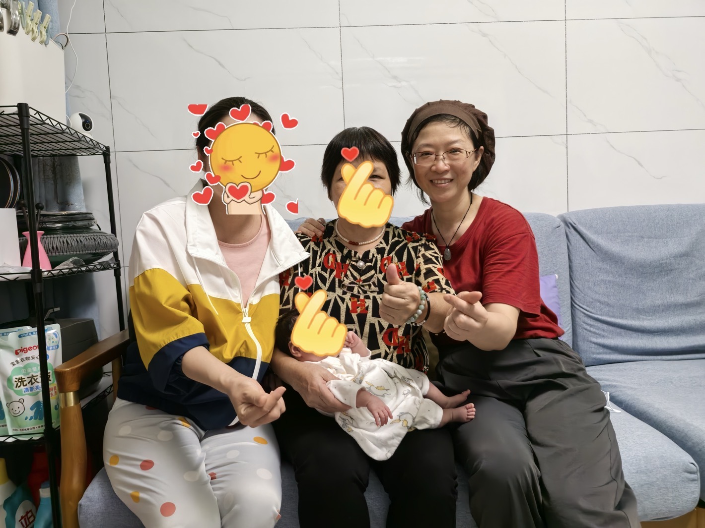 顾阿姨工作生活照5