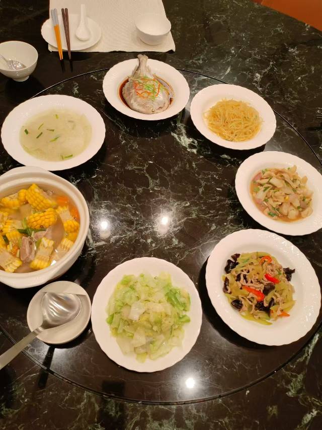 施阿姨缩略图2