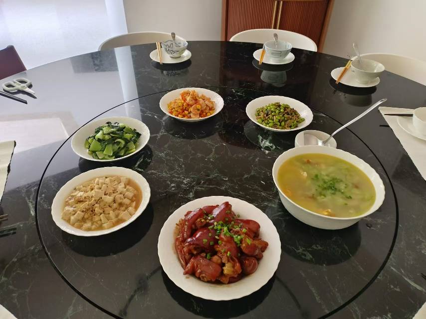 施阿姨缩略图4