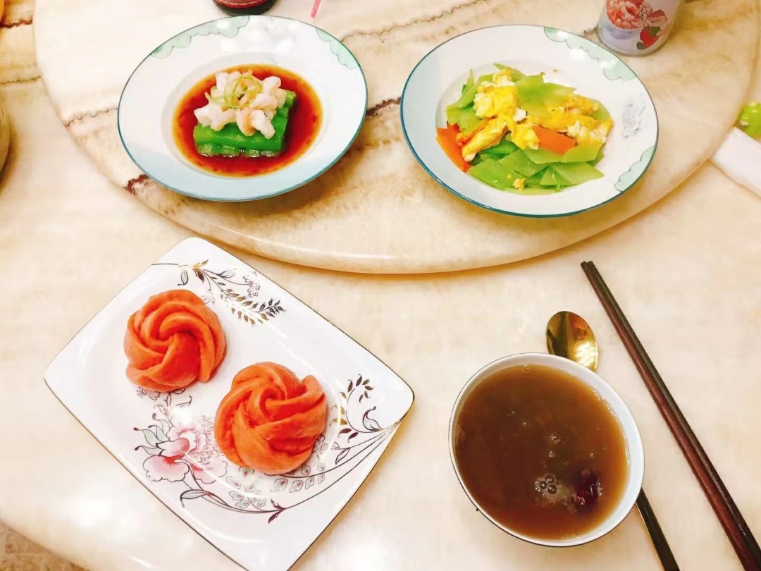 刘阿姨工作生活照10