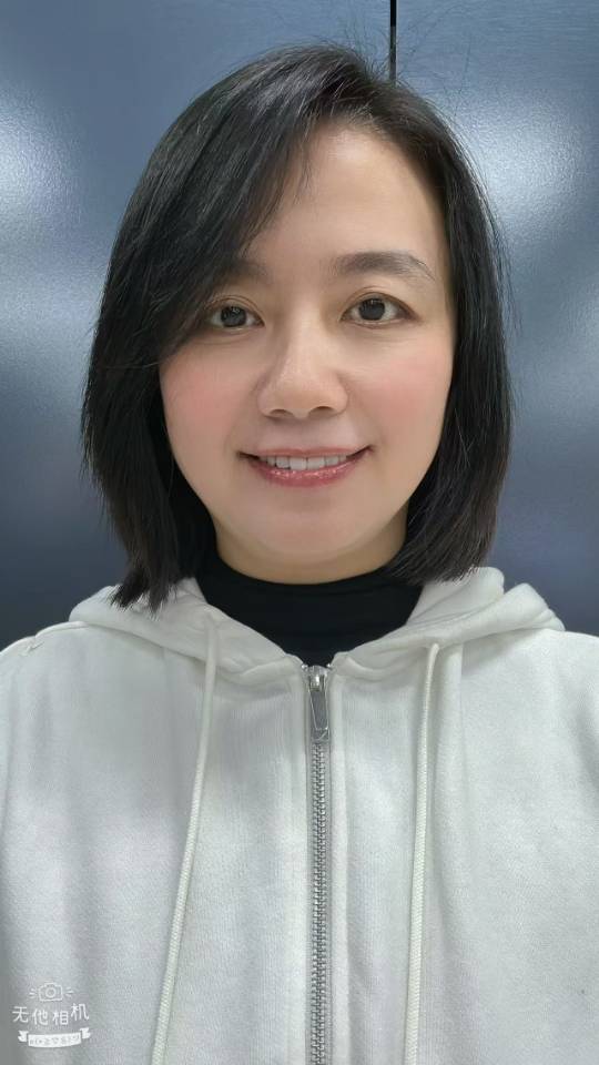 熊阿姨工作生活照1