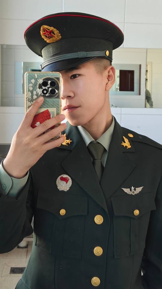 李师傅缩略图2