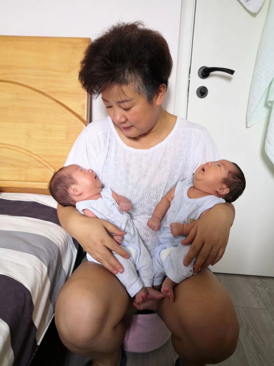 胡阿姨工作生活照1