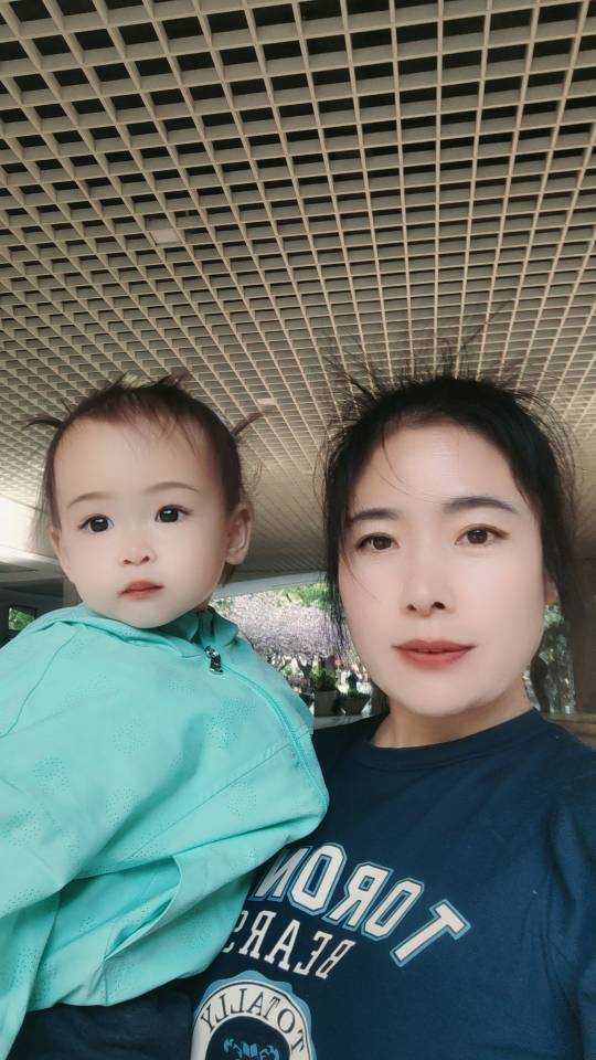 万阿姨缩略图2