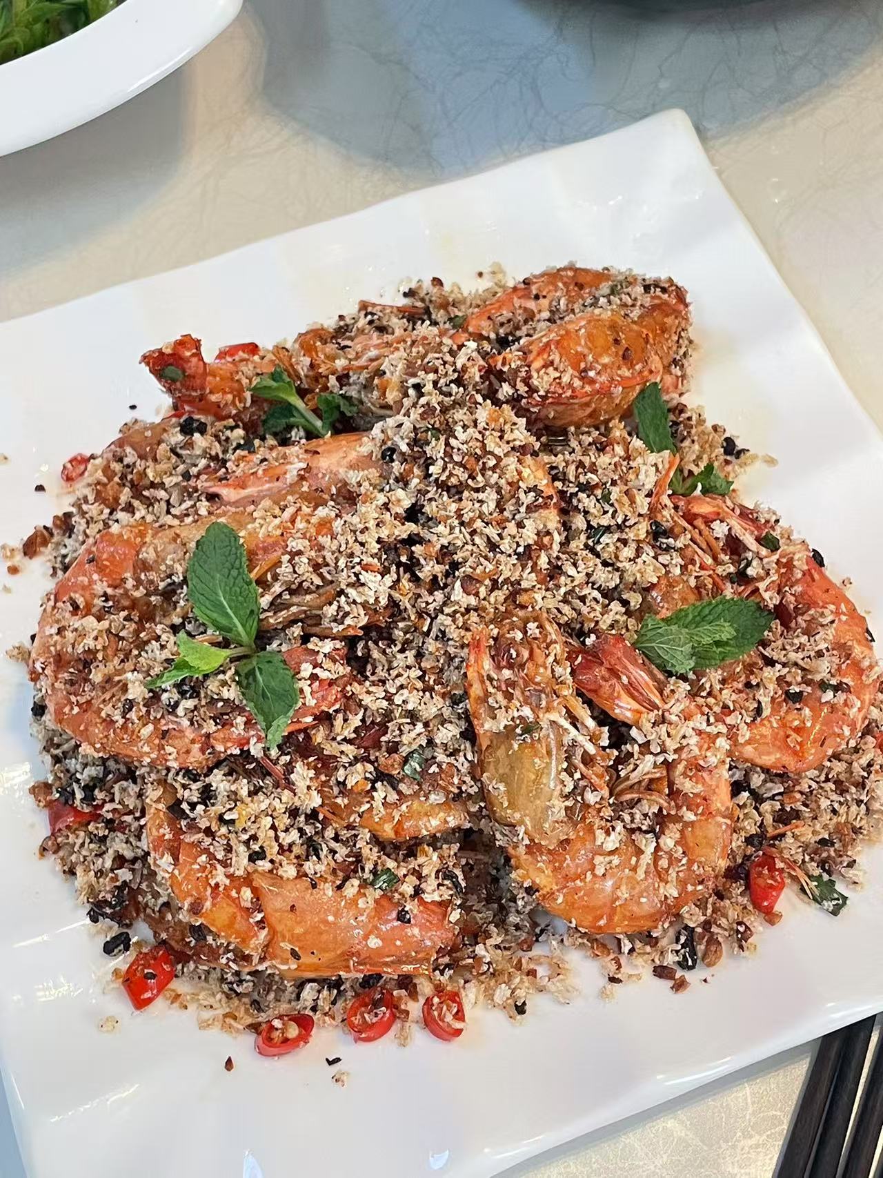 鄢阿姨工作生活照4